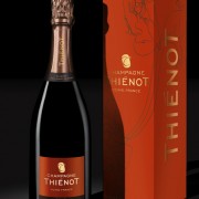 bottiglia di champagne thienot Brut non millesimato