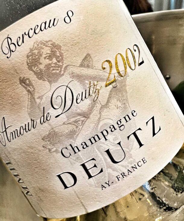 bottiglia di champagne amour de deutz 2002
