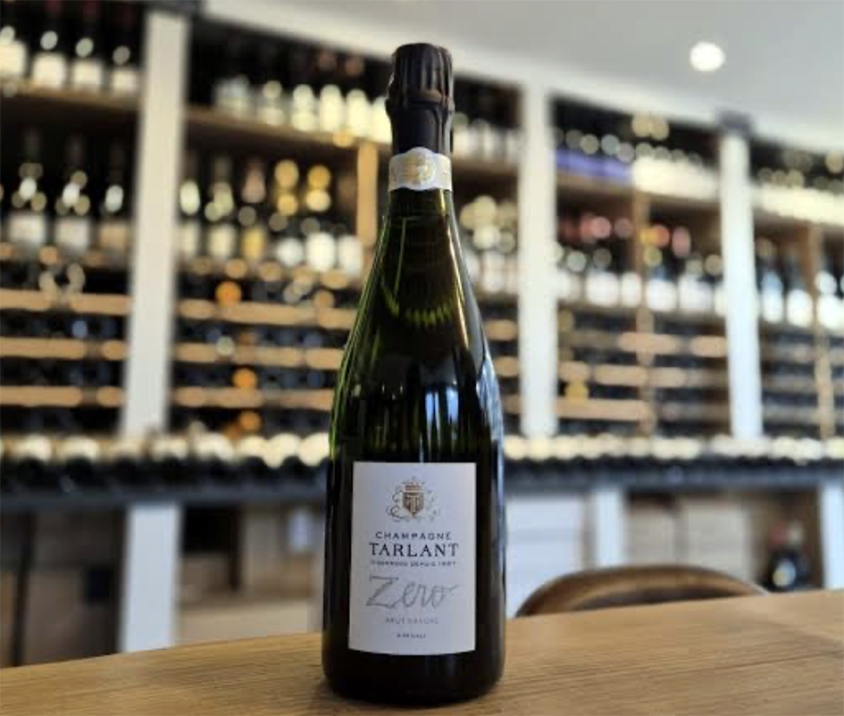Lo Zéro di Tarlant ben sintetizza la situazione attuale del mercato dello champagne: vigneron prossimi al 20% del mercato, non dosati in continua crescita e brut sans année padrone incontrastato del mercato.